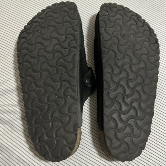 Used Birkenstock Clogs - Picture 4 of 6